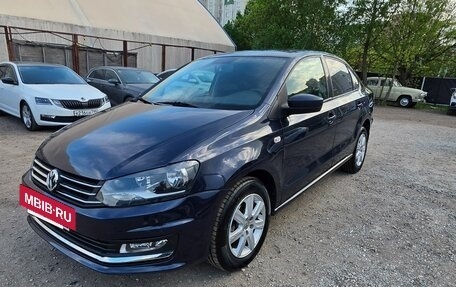 Volkswagen Polo VI (EU Market), 2011 год, 670 000 рублей, 2 фотография