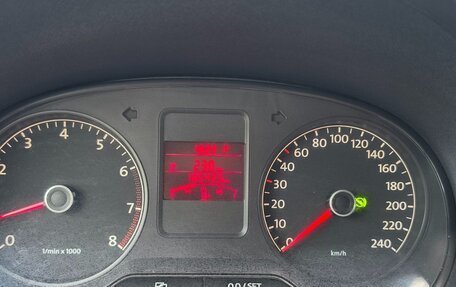 Volkswagen Polo VI (EU Market), 2011 год, 670 000 рублей, 12 фотография