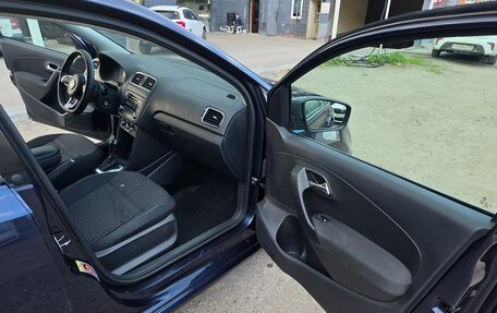 Volkswagen Polo VI (EU Market), 2011 год, 670 000 рублей, 14 фотография