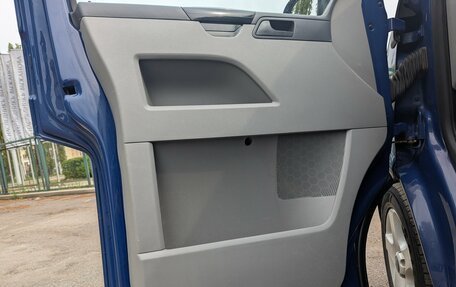 Volkswagen Transporter T5 рестайлинг, 2010 год, 1 350 000 рублей, 14 фотография