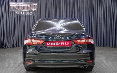 Toyota Camry, 2018 год, 2 849 000 рублей, 6 фотография