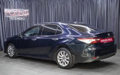 Toyota Camry, 2018 год, 2 849 000 рублей, 7 фотография