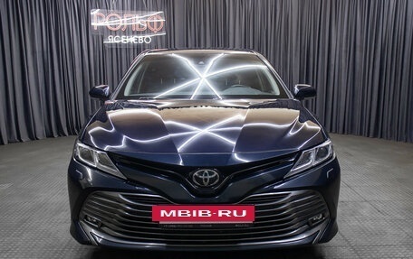 Toyota Camry, 2018 год, 2 849 000 рублей, 2 фотография