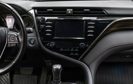 Toyota Camry, 2018 год, 2 849 000 рублей, 14 фотография