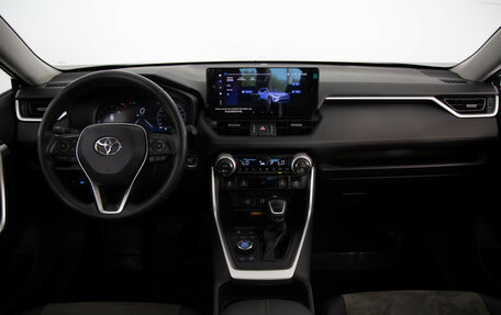 Toyota RAV4, 2024 год, 3 999 000 рублей, 9 фотография