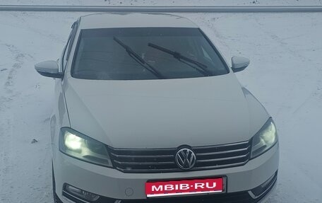 Volkswagen Passat B7, 2013 год, 950 000 рублей, 1 фотография