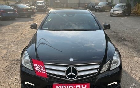Mercedes-Benz E-Класс, 2010 год, 1 350 000 рублей, 1 фотография