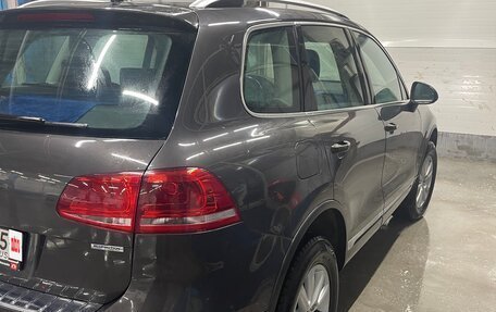 Volkswagen Touareg III, 2010 год, 1 600 000 рублей, 4 фотография