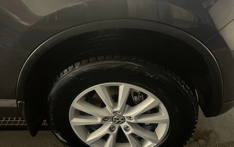 Volkswagen Touareg III, 2010 год, 1 600 000 рублей, 5 фотография