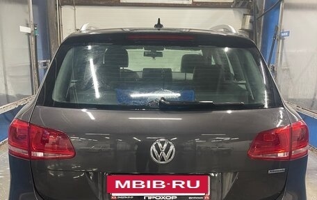 Volkswagen Touareg III, 2010 год, 1 600 000 рублей, 3 фотография