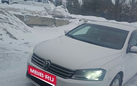 Volkswagen Passat B7, 2013 год, 950 000 рублей, 2 фотография