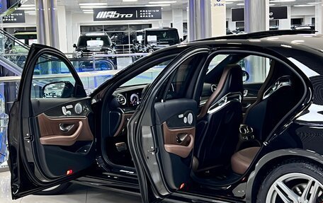 Mercedes-Benz E-Класс AMG, 2018 год, 5 000 000 рублей, 5 фотография