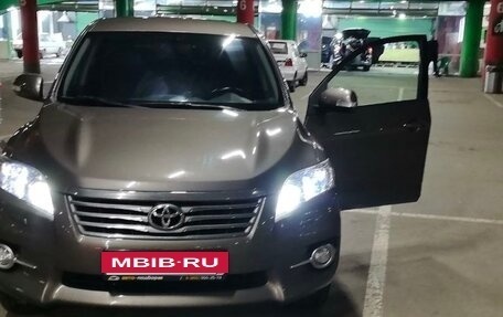 Toyota RAV4, 2011 год, 1 320 000 рублей, 4 фотография