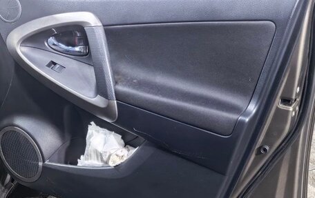 Toyota RAV4, 2011 год, 1 320 000 рублей, 21 фотография