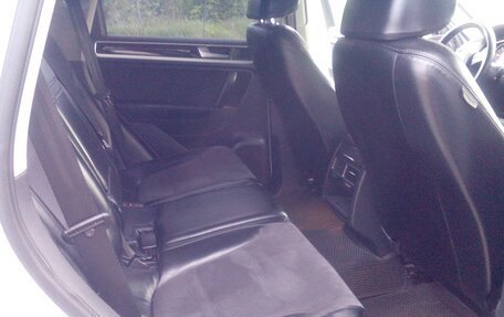 Volkswagen Touareg III, 2012 год, 2 300 000 рублей, 13 фотография