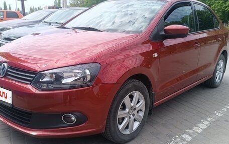Volkswagen Polo VI (EU Market), 2012 год, 830 000 рублей, 3 фотография