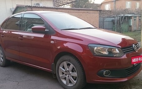 Volkswagen Polo VI (EU Market), 2012 год, 830 000 рублей, 23 фотография
