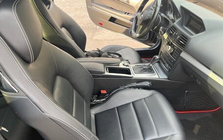 Mercedes-Benz E-Класс, 2010 год, 1 350 000 рублей, 5 фотография