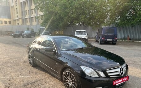Mercedes-Benz E-Класс, 2010 год, 1 350 000 рублей, 12 фотография