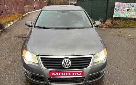 Volkswagen Passat B6, 2008 год, 435 000 рублей, 2 фотография