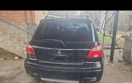 Mitsubishi Outlander III рестайлинг 3, 2007 год, 280 000 рублей, 2 фотография
