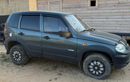 Chevrolet Niva I рестайлинг, 2009 год, 330 000 рублей, 2 фотография