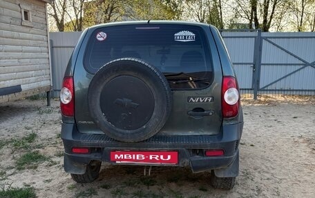 Chevrolet Niva I рестайлинг, 2009 год, 330 000 рублей, 3 фотография