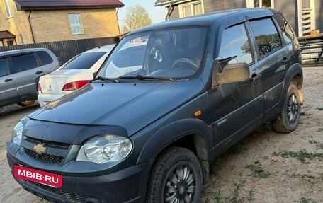 Chevrolet Niva I рестайлинг, 2009 год, 330 000 рублей, 4 фотография