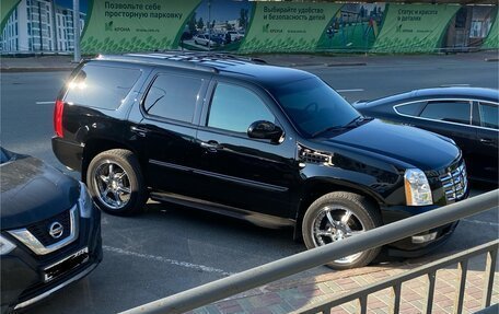 Cadillac Escalade III, 2010 год, 2 750 000 рублей, 21 фотография