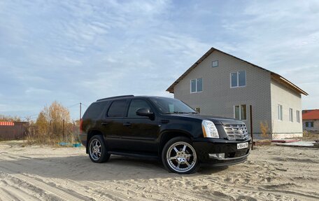 Cadillac Escalade III, 2010 год, 2 750 000 рублей, 18 фотография
