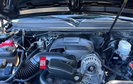 Cadillac Escalade III, 2010 год, 2 750 000 рублей, 38 фотография