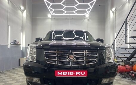 Cadillac Escalade III, 2010 год, 2 750 000 рублей, 32 фотография