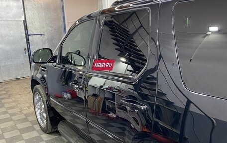 Cadillac Escalade III, 2010 год, 2 750 000 рублей, 31 фотография