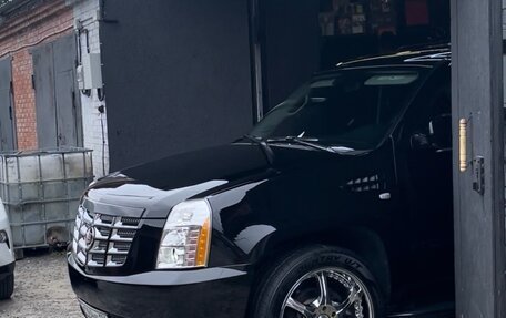 Cadillac Escalade III, 2010 год, 2 750 000 рублей, 40 фотография