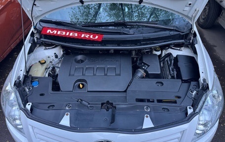 Toyota Auris II, 2011 год, 1 350 000 рублей, 5 фотография