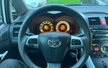 Toyota Auris II, 2011 год, 1 350 000 рублей, 20 фотография