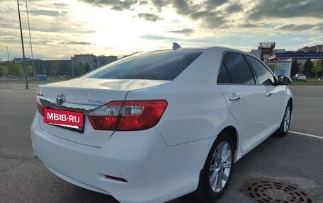 Toyota Camry, 2013 год, 1 590 000 рублей, 5 фотография