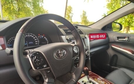 Toyota Camry, 2013 год, 1 590 000 рублей, 13 фотография