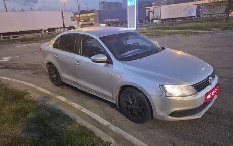 Volkswagen Jetta VI, 2013 год, 670 000 рублей, 1 фотография
