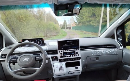 Hyundai Staria, 2024 год, 7 850 000 рублей, 17 фотография
