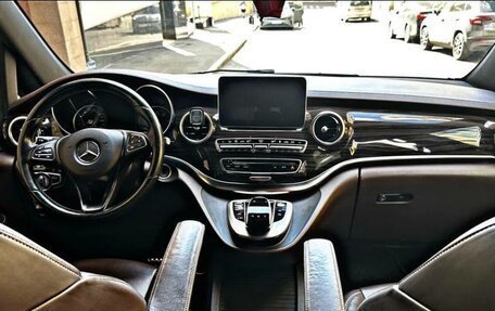Mercedes-Benz V-Класс, 2014 год, 3 499 999 рублей, 7 фотография
