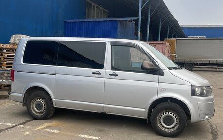 Volkswagen Caravelle T5, 2012 год, 1 480 000 рублей, 6 фотография