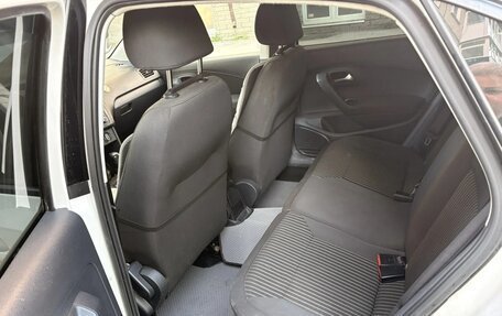 Volkswagen Polo VI (EU Market), 2012 год, 900 000 рублей, 10 фотография