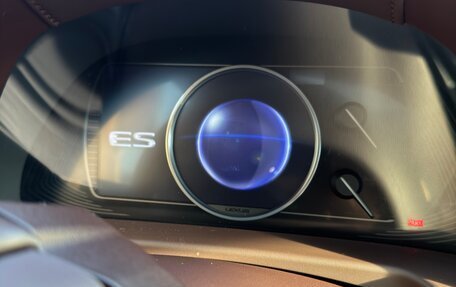 Lexus ES VII, 2020 год, 3 850 000 рублей, 7 фотография