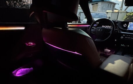 Lexus ES VII, 2020 год, 3 850 000 рублей, 24 фотография