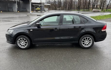 Volkswagen Polo VI (EU Market), 2011 год, 730 000 рублей, 2 фотография