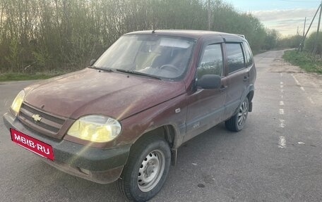 Chevrolet Niva I рестайлинг, 2005 год, 150 000 рублей, 8 фотография