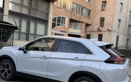 Mitsubishi Eclipse Cross, 2021 год, 2 450 000 рублей, 7 фотография