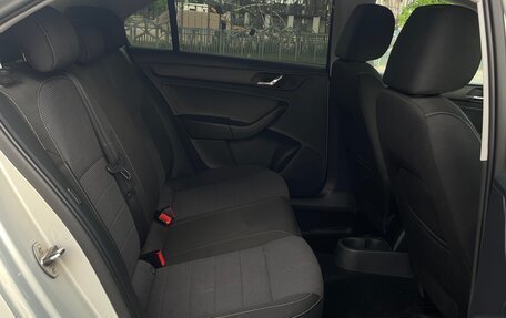 Skoda Rapid I, 2014 год, 1 100 000 рублей, 8 фотография