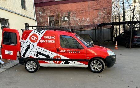 Peugeot Partner II рестайлинг 2, 2010 год, 600 000 рублей, 14 фотография